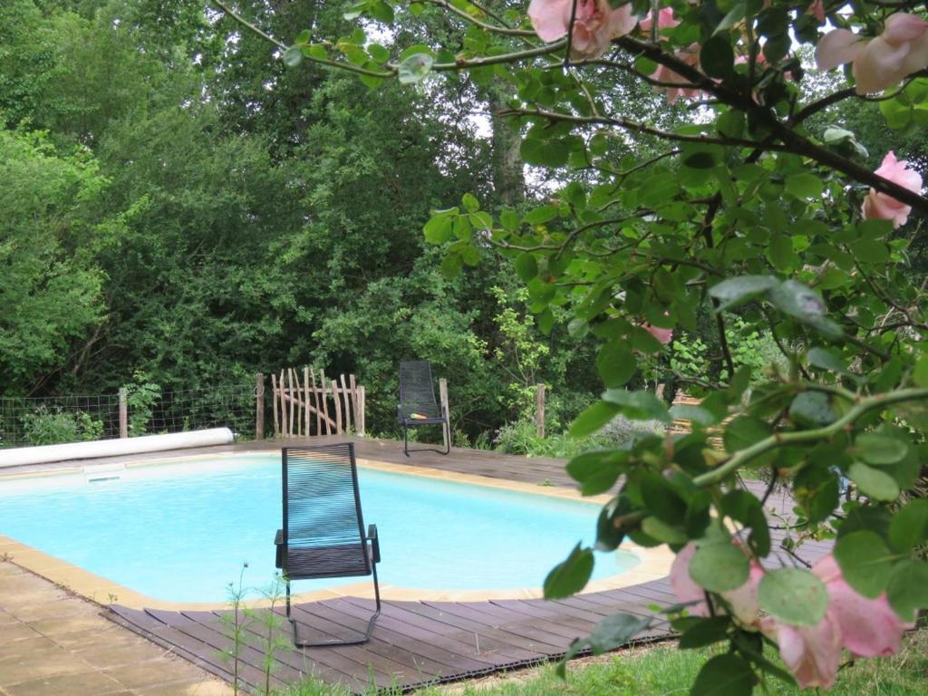 Tente Suspendue Au Coeur De La Foret Sainte-Croix-de-Volvestre Exterior foto
